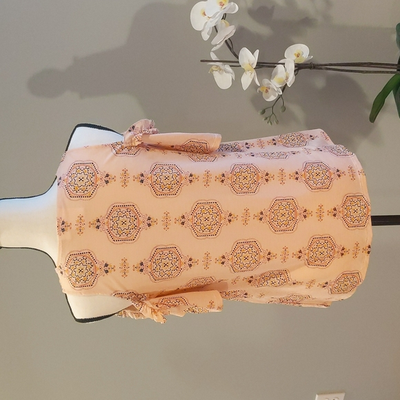 LC Lauren Conrad Ruffle Cold Shoulder Top - Peach Print - Picture 6 of 8